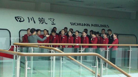 成都航空专修学院怎么样_成都铁路学校招生