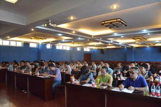 成都市铁路学校招生工作会议