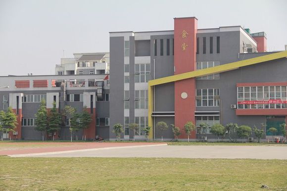 如何提高铁路服务水平_成都铁路学校招生